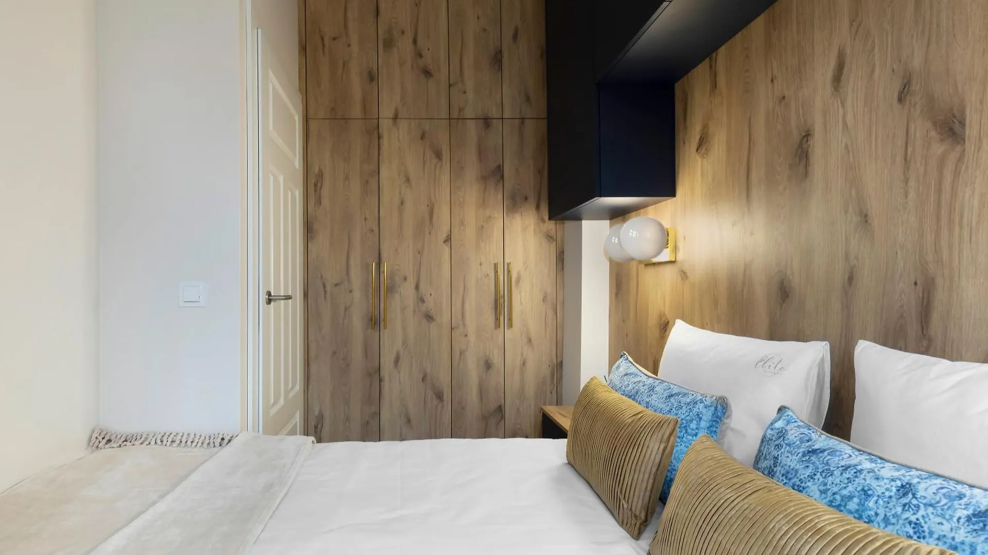Elite Apartments Kamienice Old Town Poland